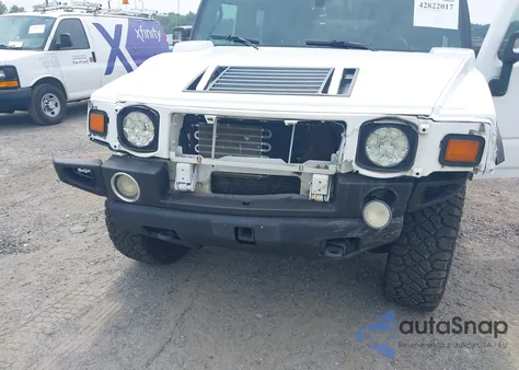 2005 Hummer H2 Suv z USA, uszkodzony, nr VIN 5GRGN23U35H117668